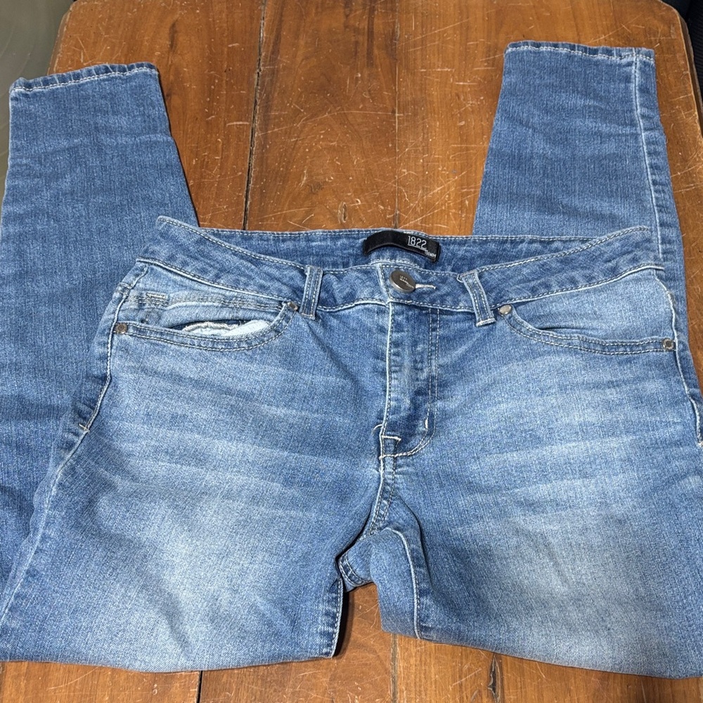 1822 Denim Women's Skinny Jeans in Light Blue - Picture 1 of 10